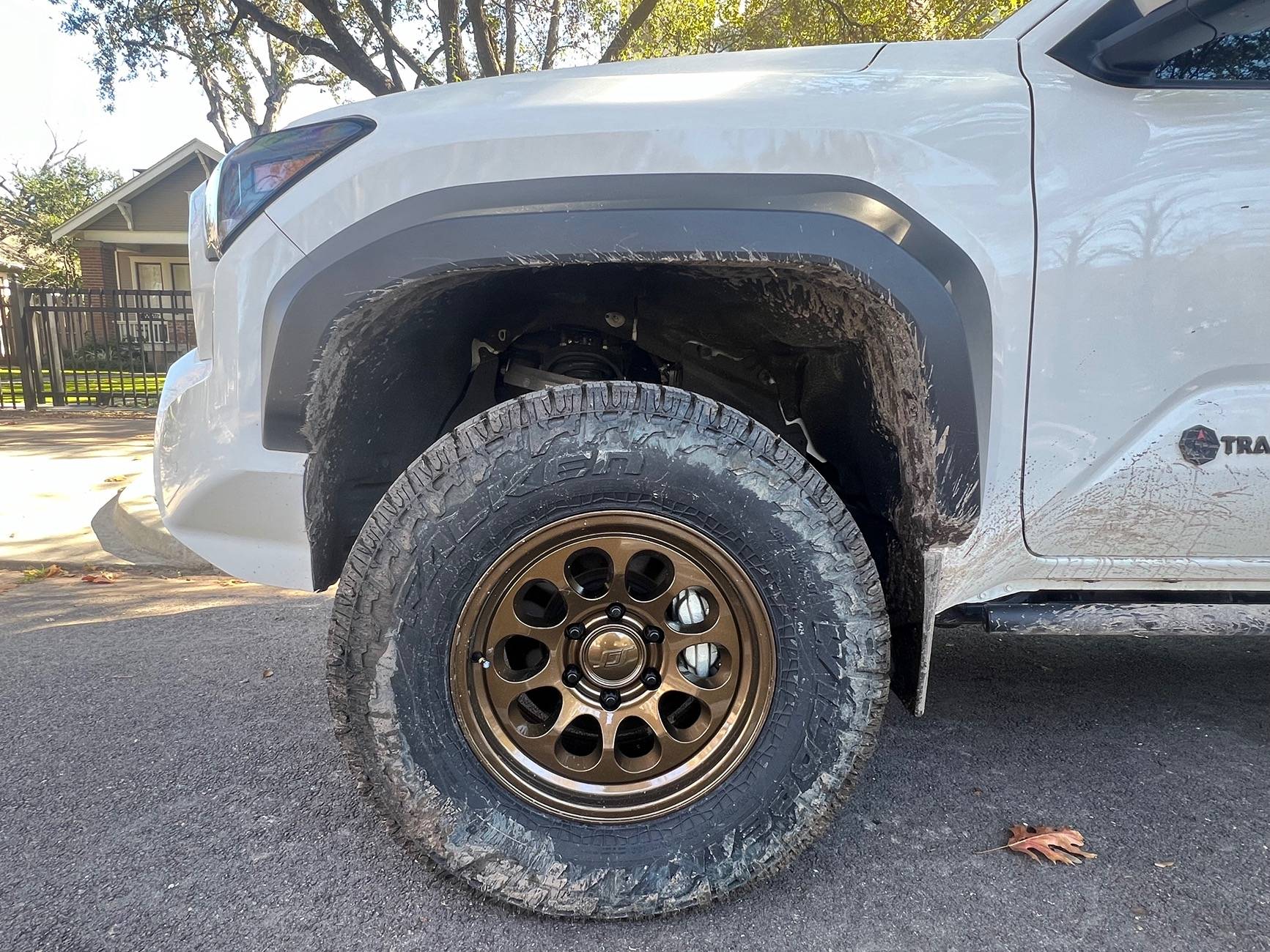 2024 Tacoma Thoughts on this color combo for wheels? IMG_8381