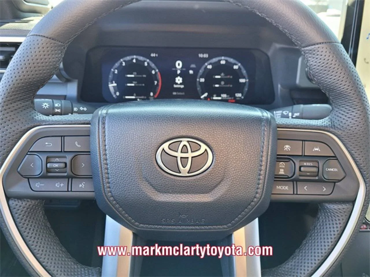 2024 Tacoma ICE CAP 2024 Tacoma Thread (4th Gen) Ice Cap 2024 Tacoma TRD Sport interior + exterior 10