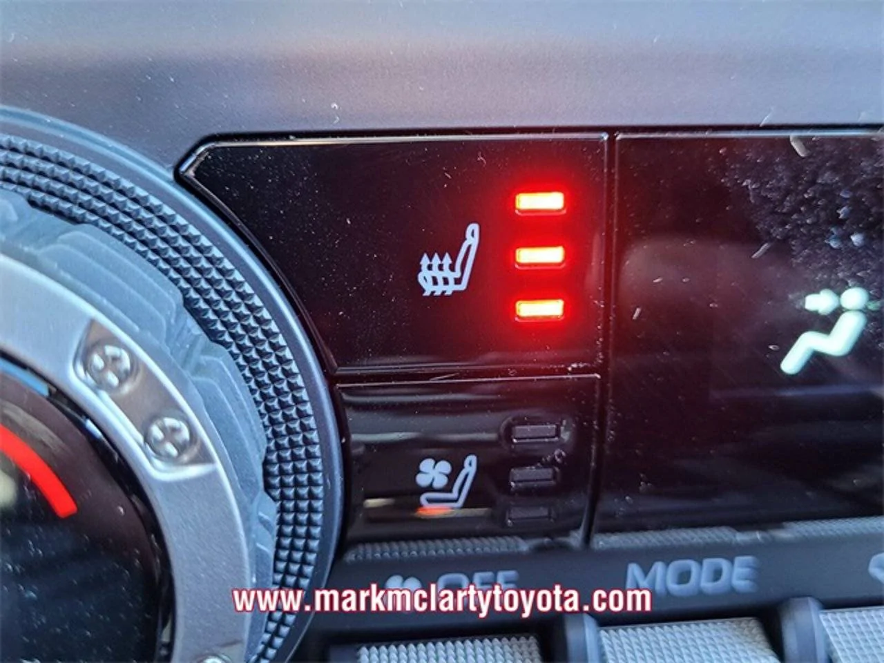 2024 Tacoma ICE CAP 2024 Tacoma Thread (4th Gen) Ice Cap 2024 Tacoma TRD Sport interior + exterior 12