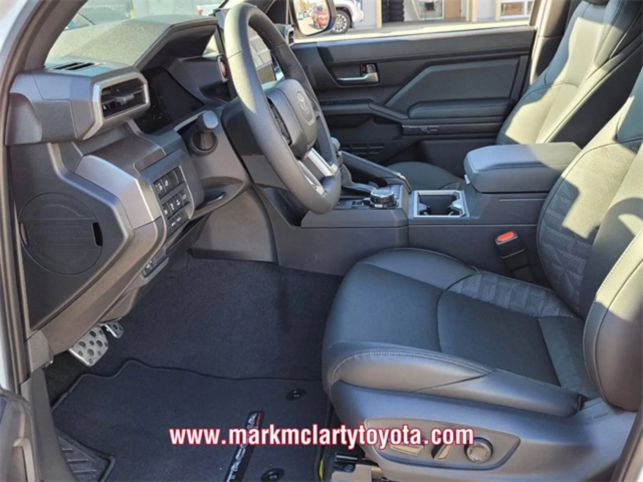 2024 Tacoma ICE CAP 2024 Tacoma Thread (4th Gen) Ice Cap 2024 Tacoma TRD Sport interior + exterior 7