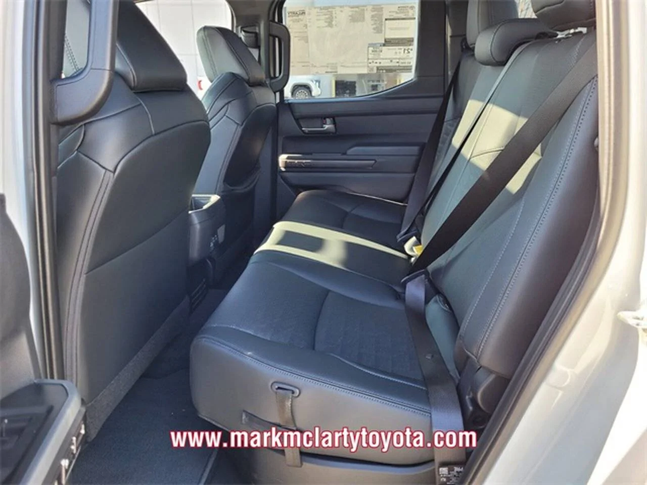 2024 Tacoma ICE CAP 2024 Tacoma Thread (4th Gen) Ice Cap 2024 Tacoma TRD Sport interior + exterior 5