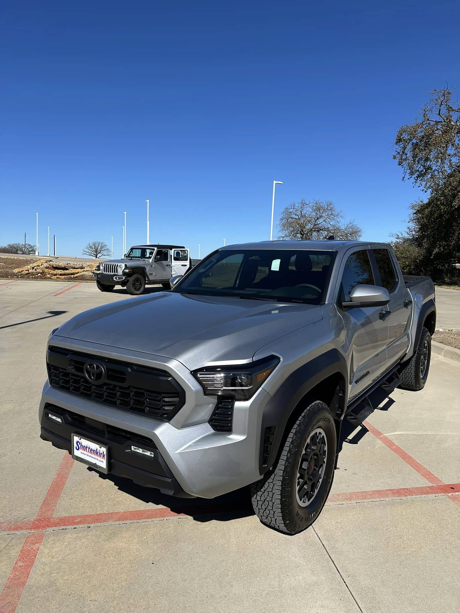 2024 Tacoma CELESTIAL SILVER METALLIC 2024 Tacoma Thread (4th Gen) 425723791_1092253435461929_5814721381442743018_n (1)