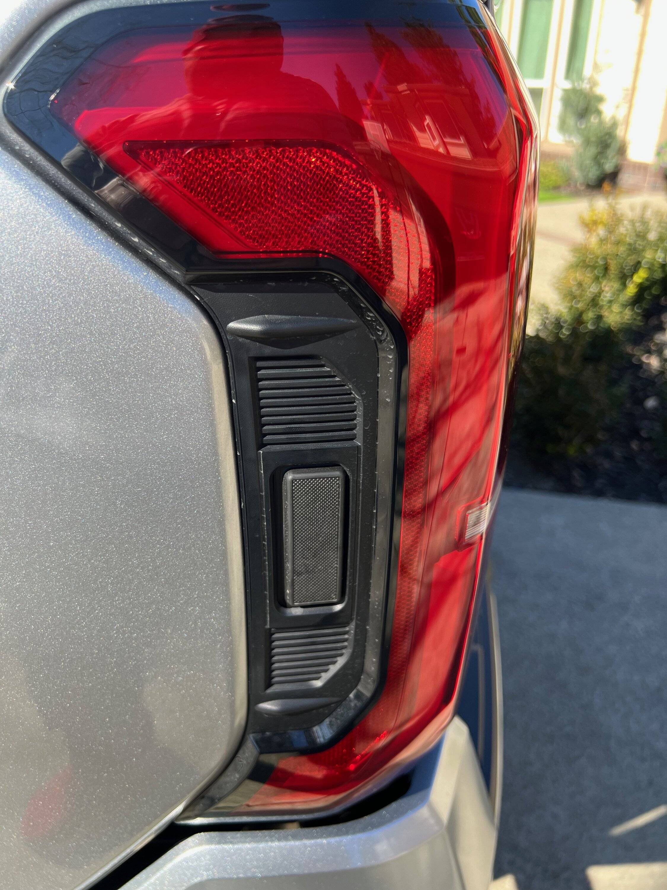 2024 Tacoma CELESTIAL SILVER METALLIC 2024 Tacoma Thread (4th Gen) IMG_4800