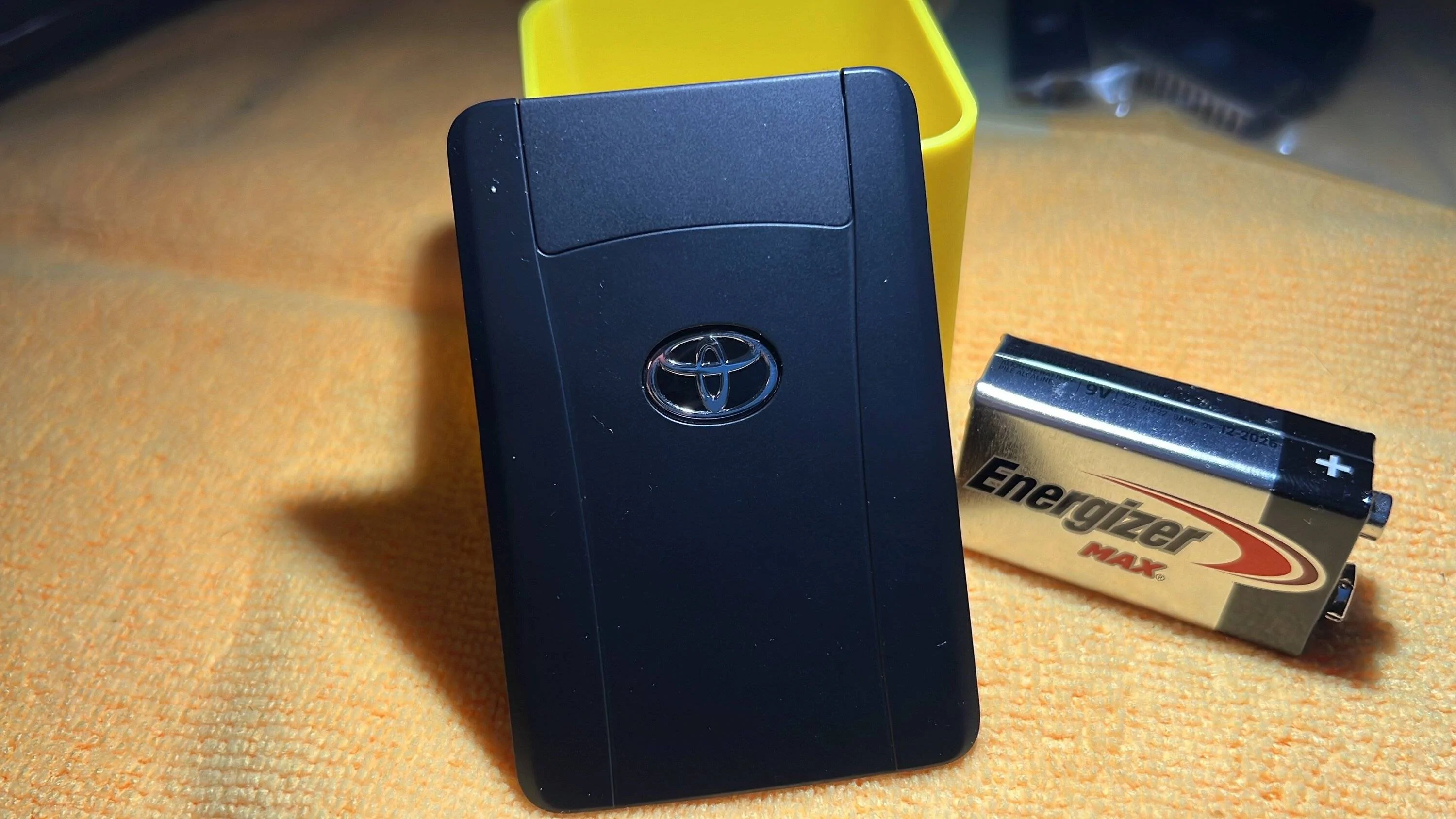 2024 Tacoma Card key style keyfob for 2024 Tacoma - first look! keycard-smart-key-fob-2024-tacoma-1