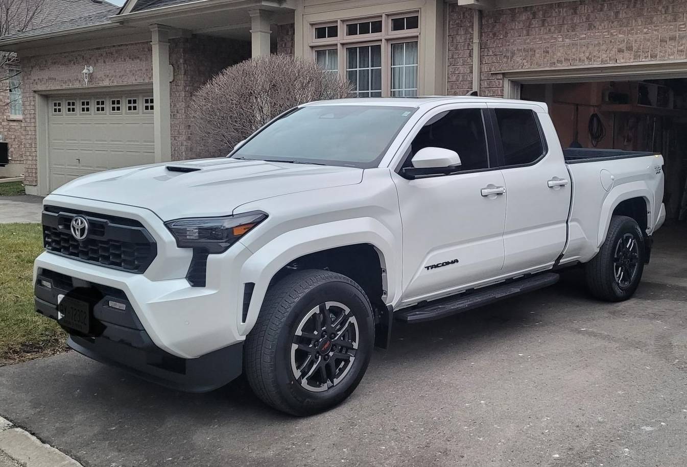 2024 Tacoma WIND CHILL PEARL 2024 Toyota Tacoma Thread Windchill Pearl 2024 Tacoma TRD Sport