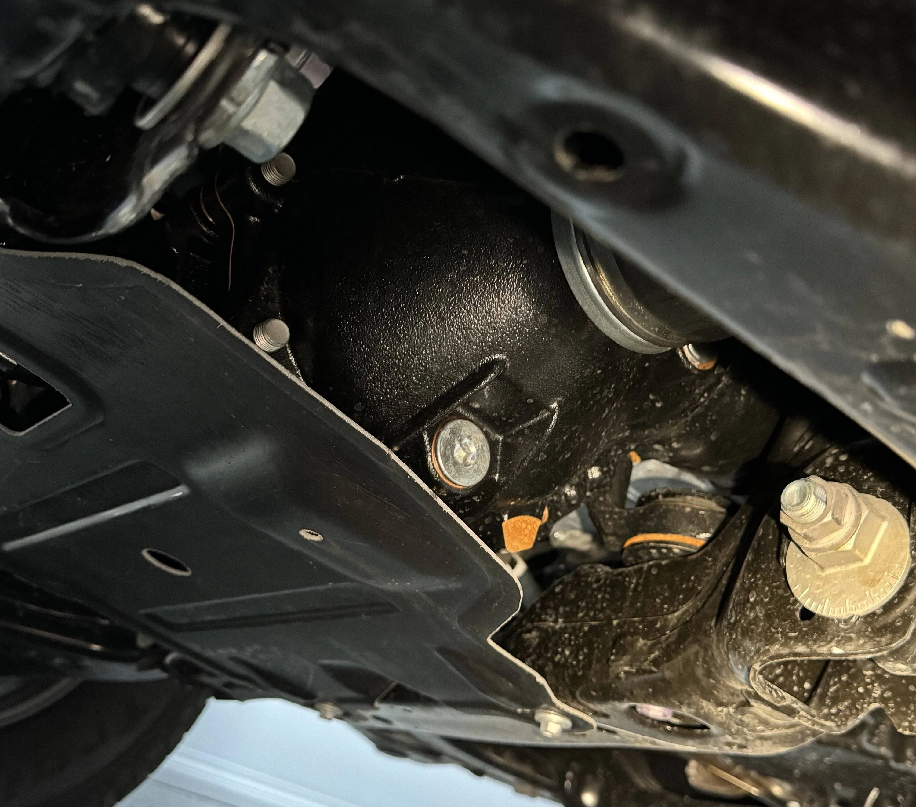 2024 Tacoma Engine oil change / differential fluid change look pretty easy IMG_0311