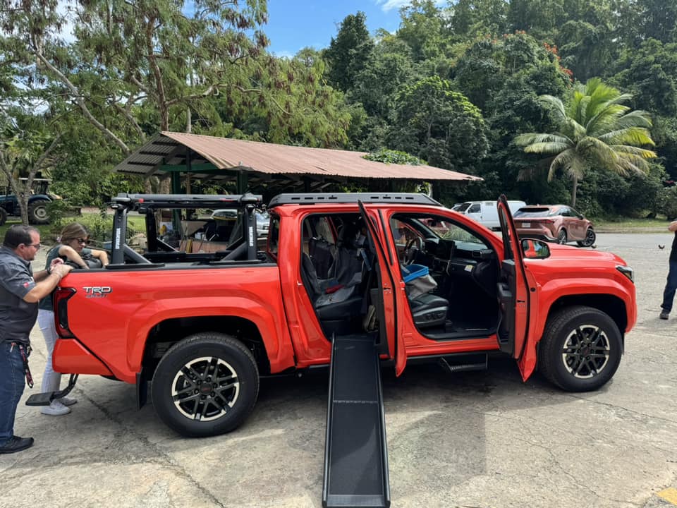 2024 Tacoma Yakima Bed Rack spotted on 2024 Tacoma 4th gen in Puerto Rico! Yakima bed rack 2024 Tacoma 4th gen 2