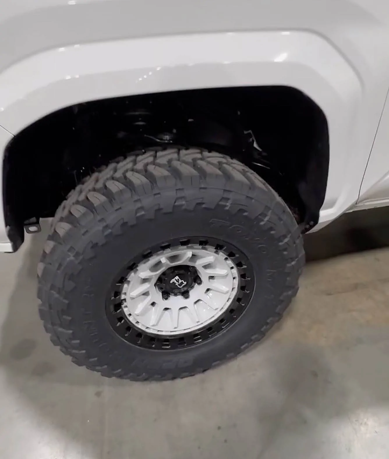 2024 Tacoma ICE CAP 2024 Tacoma Thread (4th Gen) 2024 Tacoma SR5 Build: 17%22 Black Rhino Wheels, 295:70 Tires, Collar Lift Kit, Black Roof 9