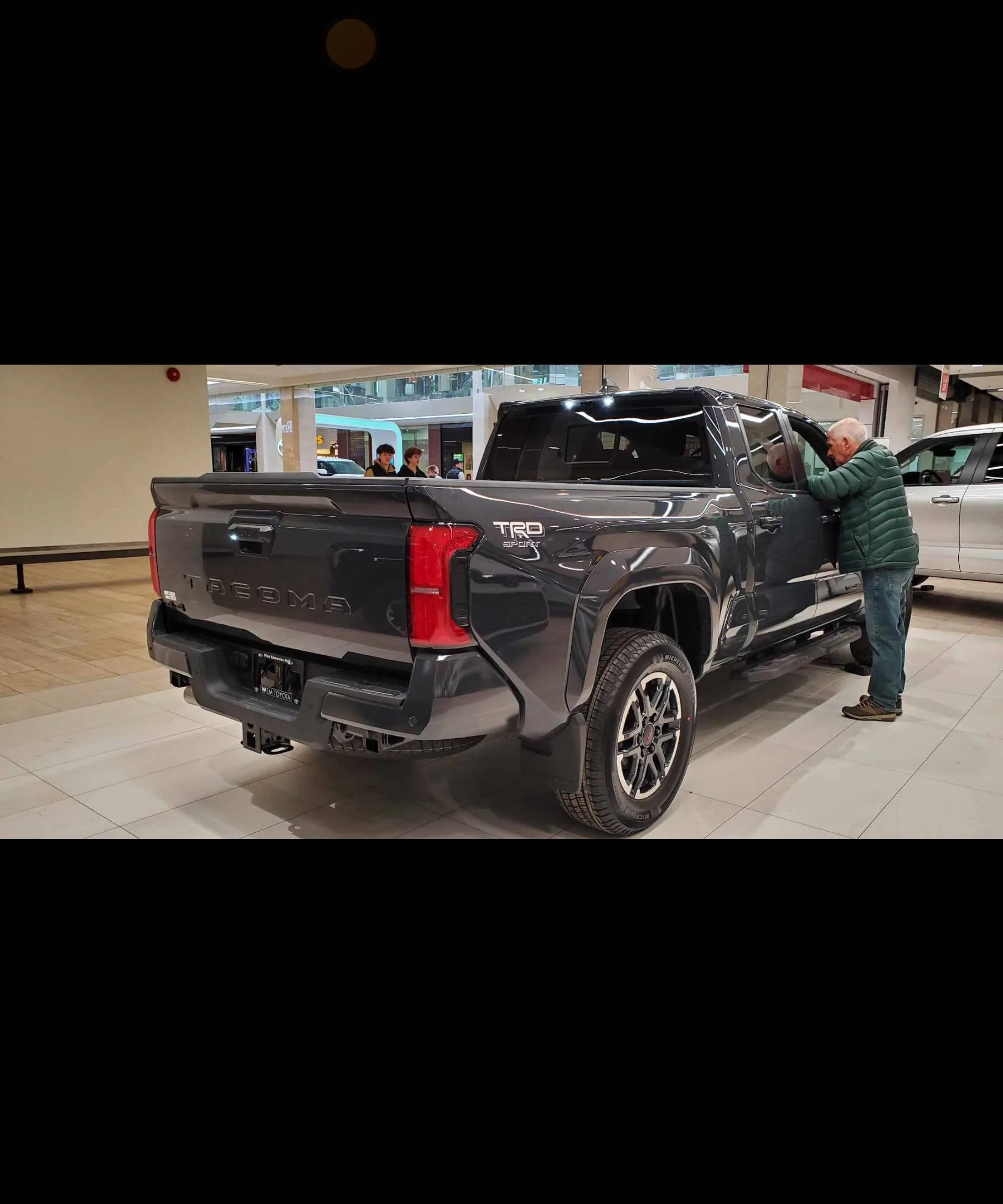 2024 Tacoma Anyone in Canada getting any dealer updates? Screenshot_20240302_221956_Messenger