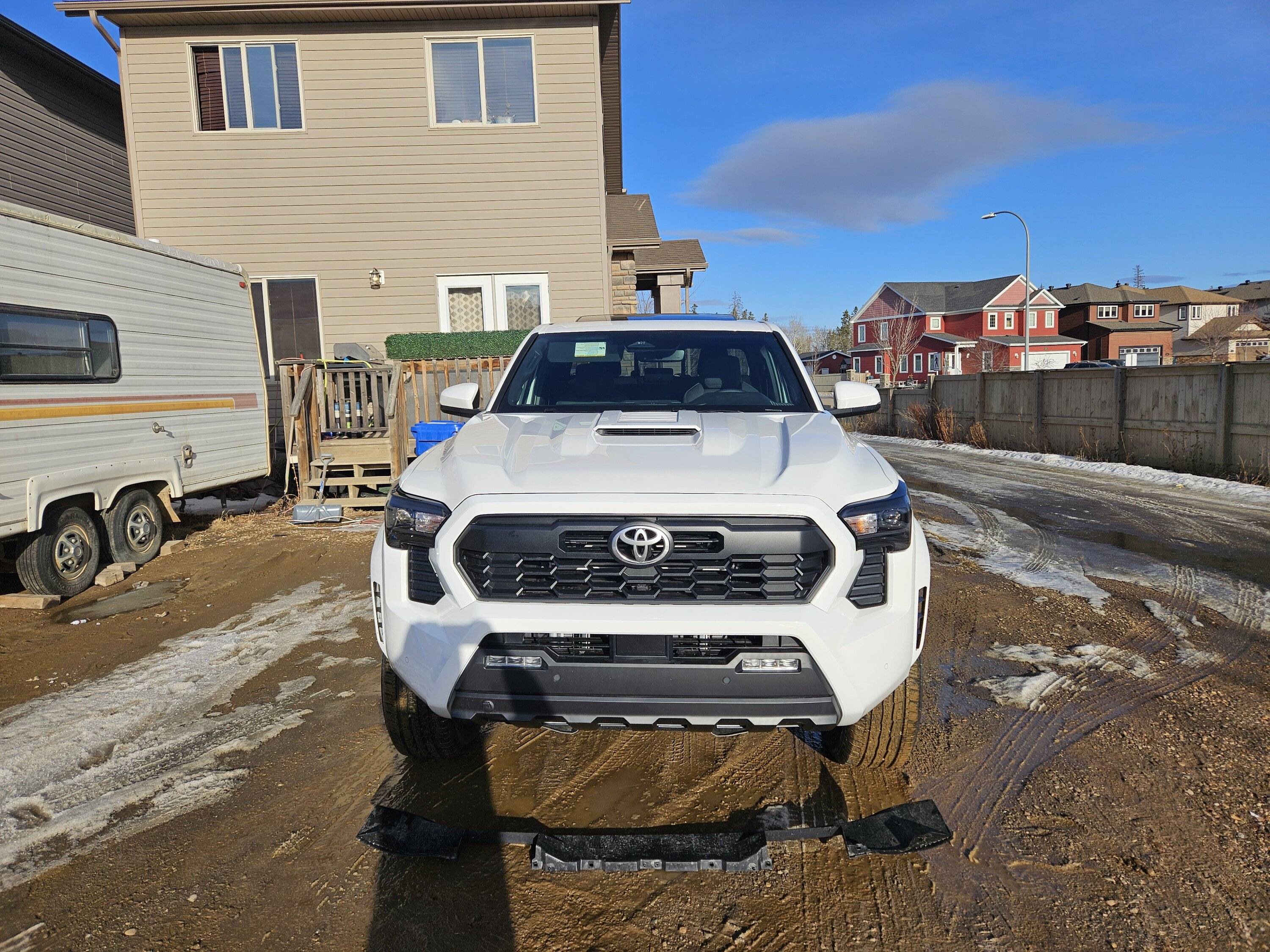 2024 Tacoma Initial Impressions: Manual 2024 Tacoma 6MT TRD Sport + (Canadian Build) & 2nd Gen Comparison Photos 20240315_172239