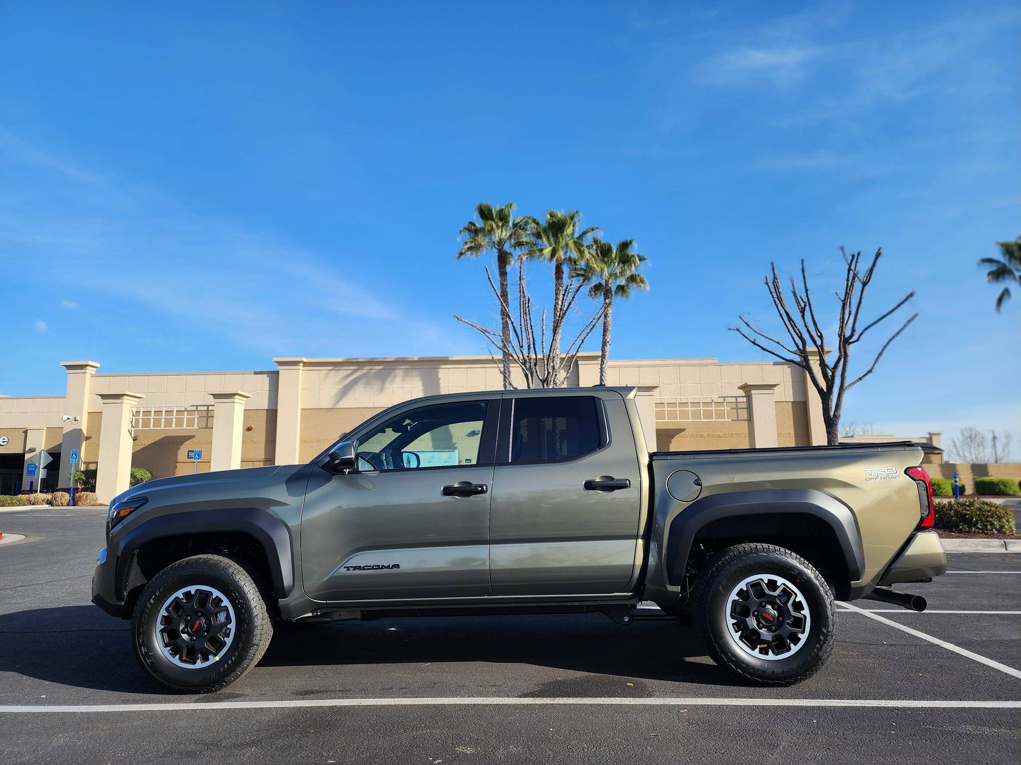 2024 Tacoma BRONZE OXIDE 2024 Tacoma Thread (4th Gen) Bronze Oxide 4th gen Tacoma TRD Off-Road 2024 2