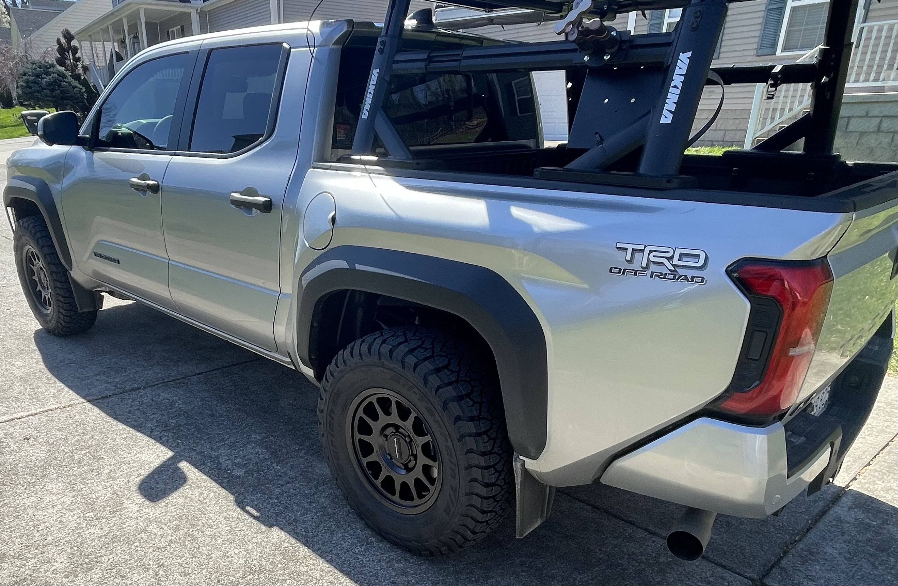 2024 Tacoma CELESTIAL SILVER METALLIC 2024 Tacoma Thread (4th Gen) IMG_2713
