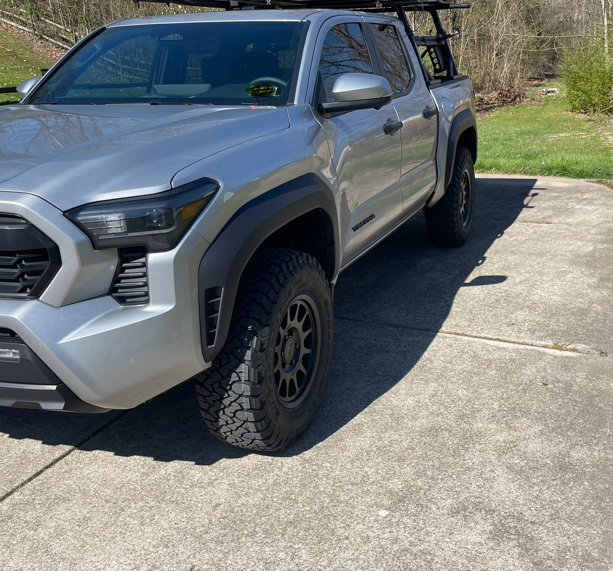 2024 Tacoma CELESTIAL SILVER METALLIC 2024 Tacoma Thread (4th Gen) IMG_2706
