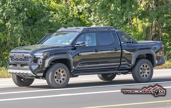BLACK 2024 Tacoma Trailhunter First Photos