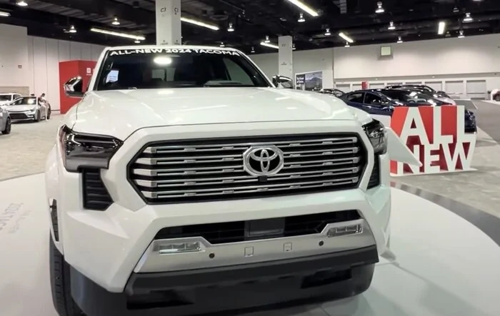 (Wind Chill Pearl White) 2024 Tacoma LIMITED Walkaround @ OC Auto Show