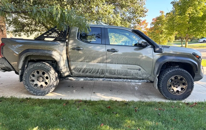 Visited CAT Scale - Weighed the Trailhunter w/ short bed (5')