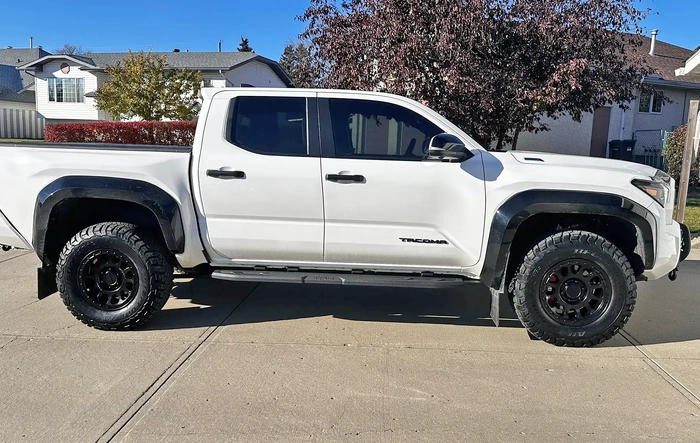 2024 TRD Off Road with 285/70/17 KO3 on Method 709HD Rims