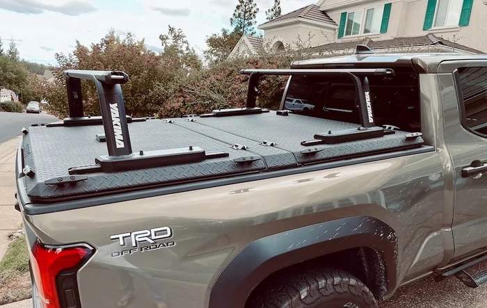 Yakima Outpost HD installed on Diamondback