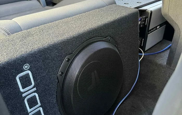 My Own DIY Budget(?) Subwoofer Install - Beat-Sonic ENA-3T3 + JL Audio CS110TW-TW3 on JBL