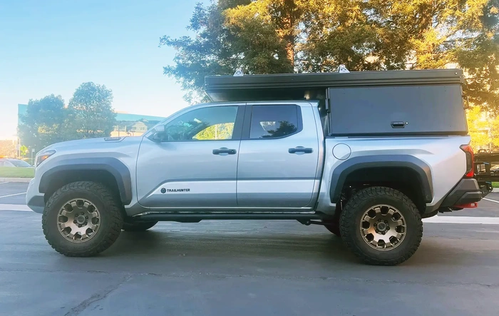 Dobinsons C59-823V installed on Trailhunter with 800lbs constant weight, 2.5" positive rake