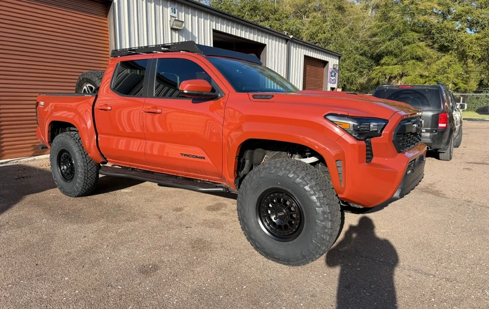 Taco hybrid on 37's.