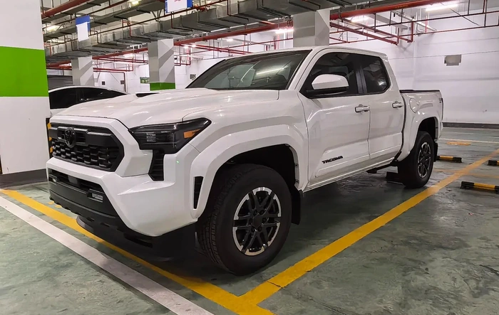 Mabett just picked up a Tacoma to start building parts & accessories — would love your input