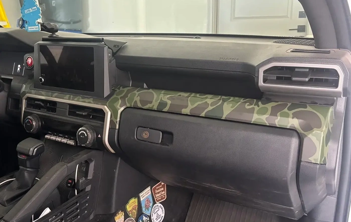 Camo wrapping TRDOR dash trim