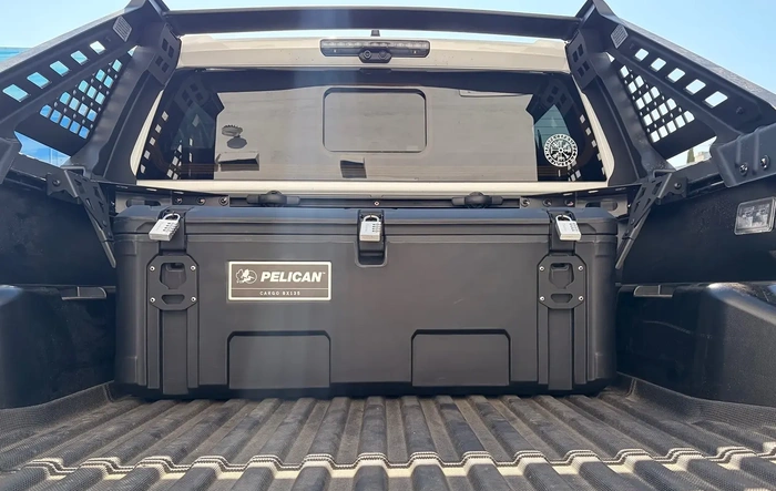 Trailhunter shortbed w/ ARB sports rack + Pelican BX135 cargo case + XBED mounts