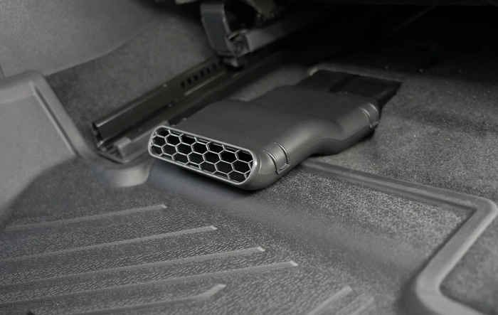 Mabett Rear Air Vent Deflectors Are Here to Bring the Airflow Farther Back