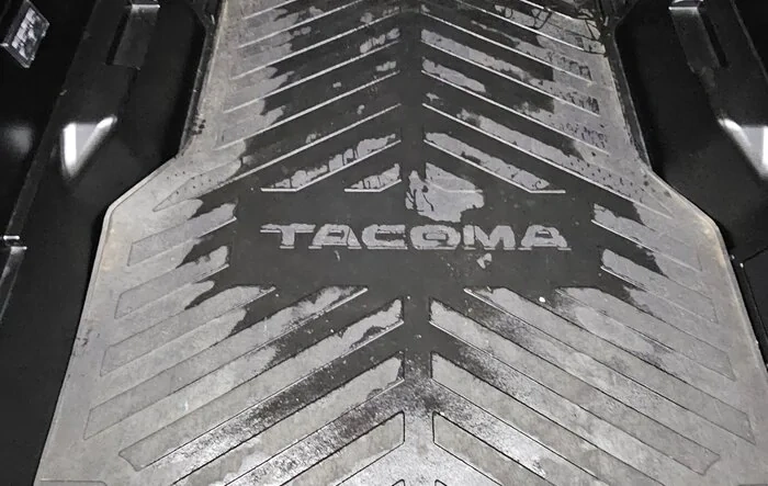 3rd gen bed mat test fitted in 4th gen Tacoma (6' bed)