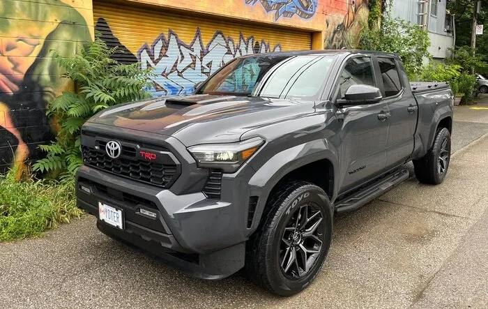 20” wheels with Toyo Proxes ST performance street tires