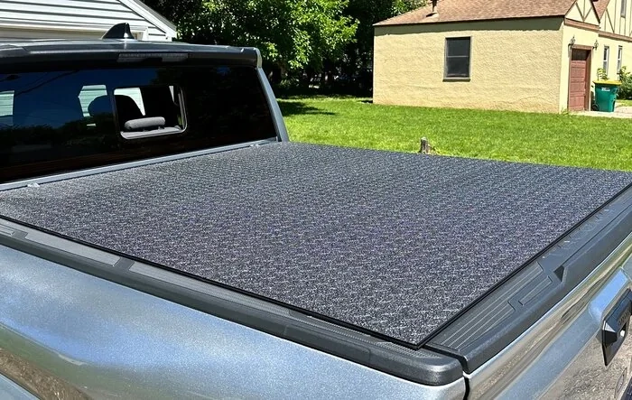 Lomax Pro Black Diamond Mist tonneau cover installed